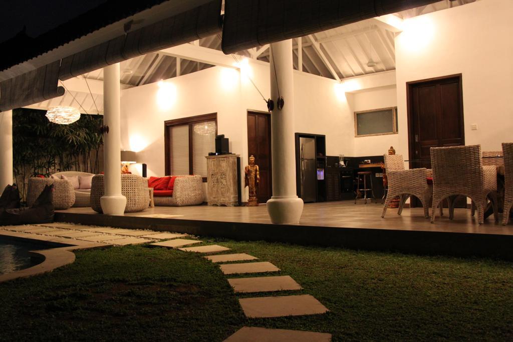 Villa Camelia Seminyak  Bagian luar foto