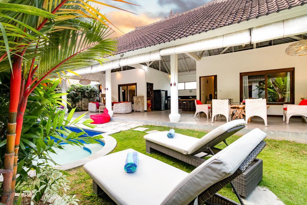 Villa Camelia Seminyak  Bagian luar foto